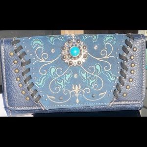 Multi Functional Western Concho Embroidery Trifold Clutch Crossbody Wallet